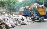 Bangalore Ape garbage trucks.jpg